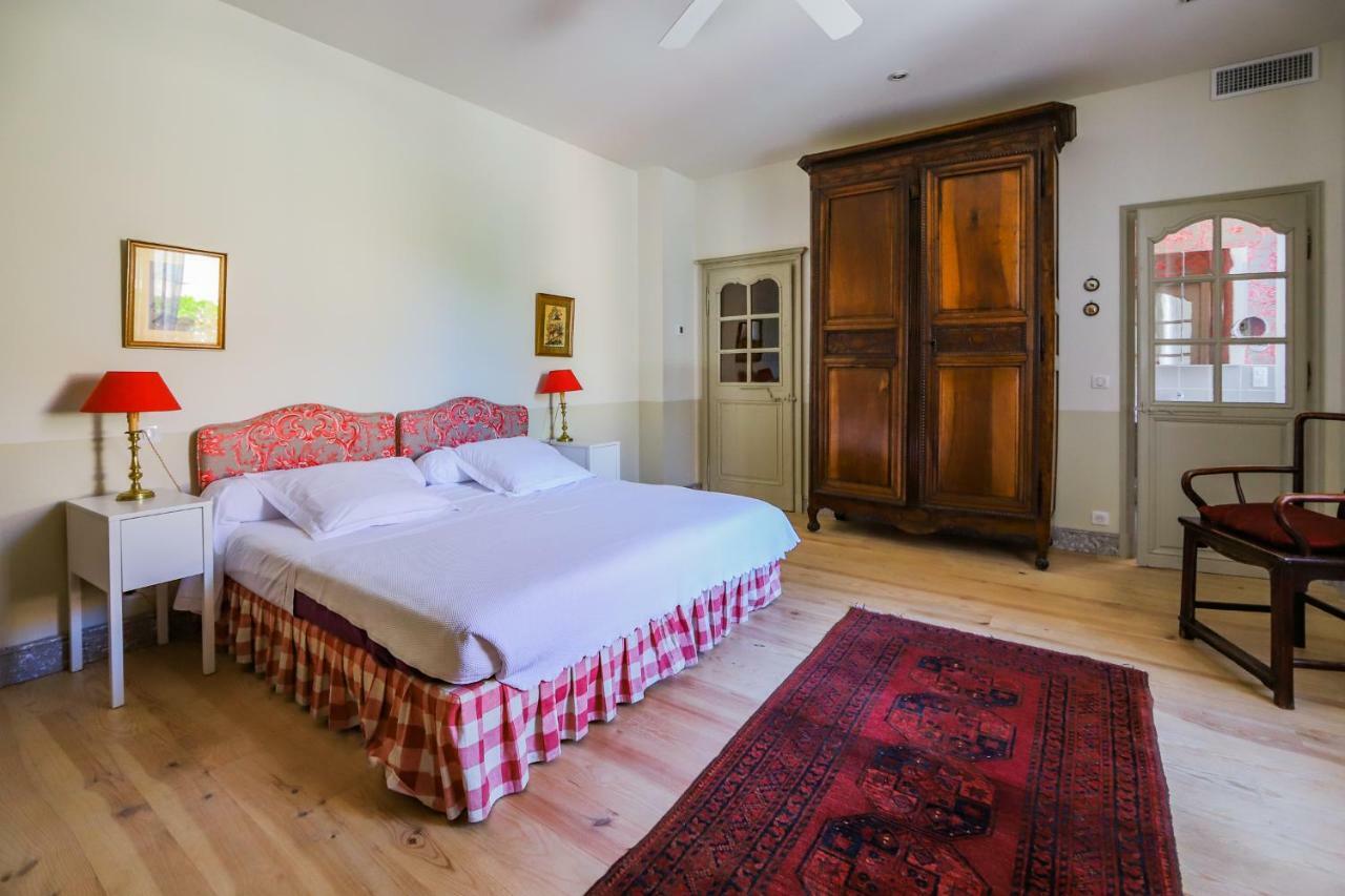 1 Logis A Domme - Piscine & Spa Zewnętrze zdjęcie